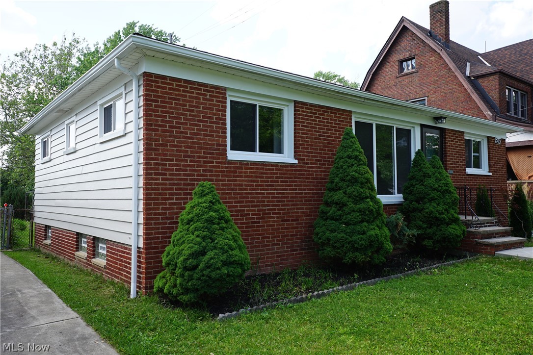 Eureka Park 01 - Residential