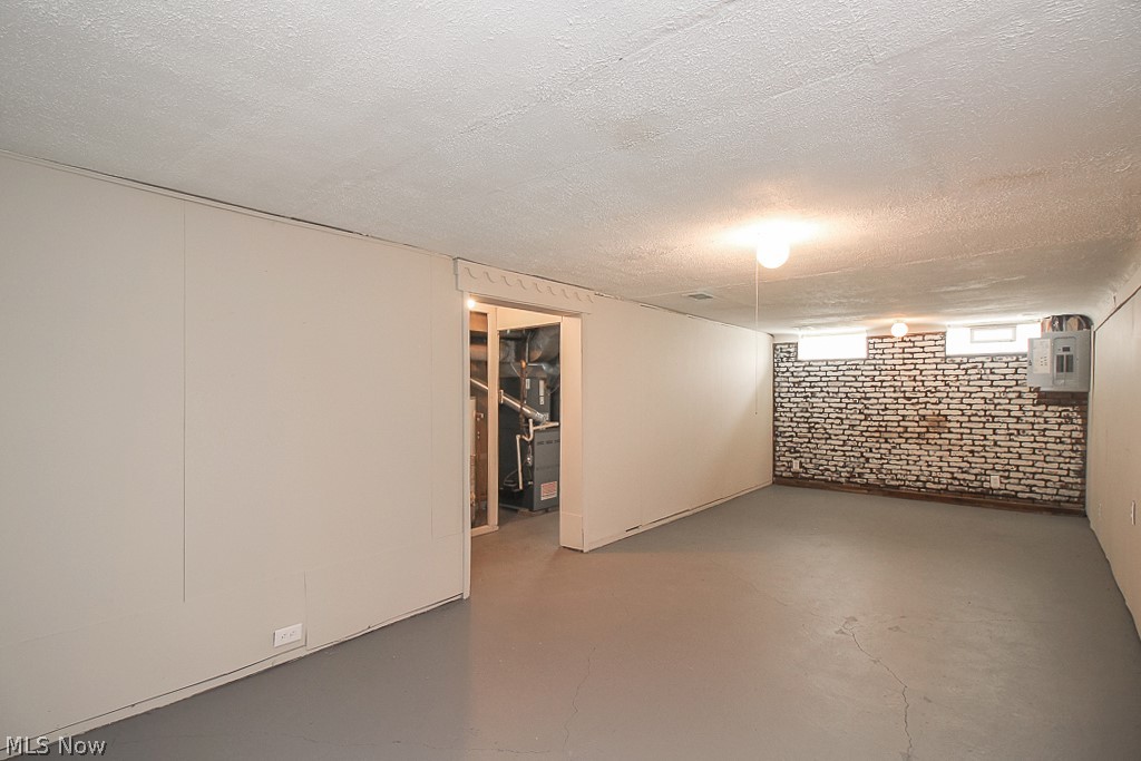 Christian Freunds Lee Road Al - Residential Lease