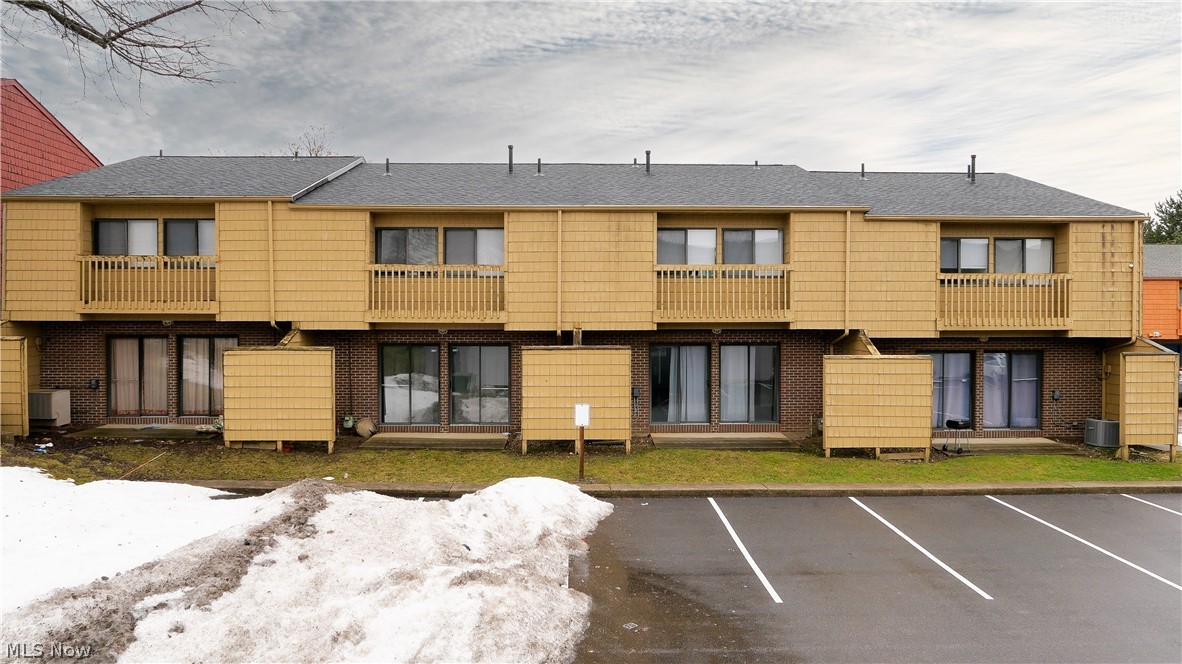 Wiley Buchtel Place - Residential