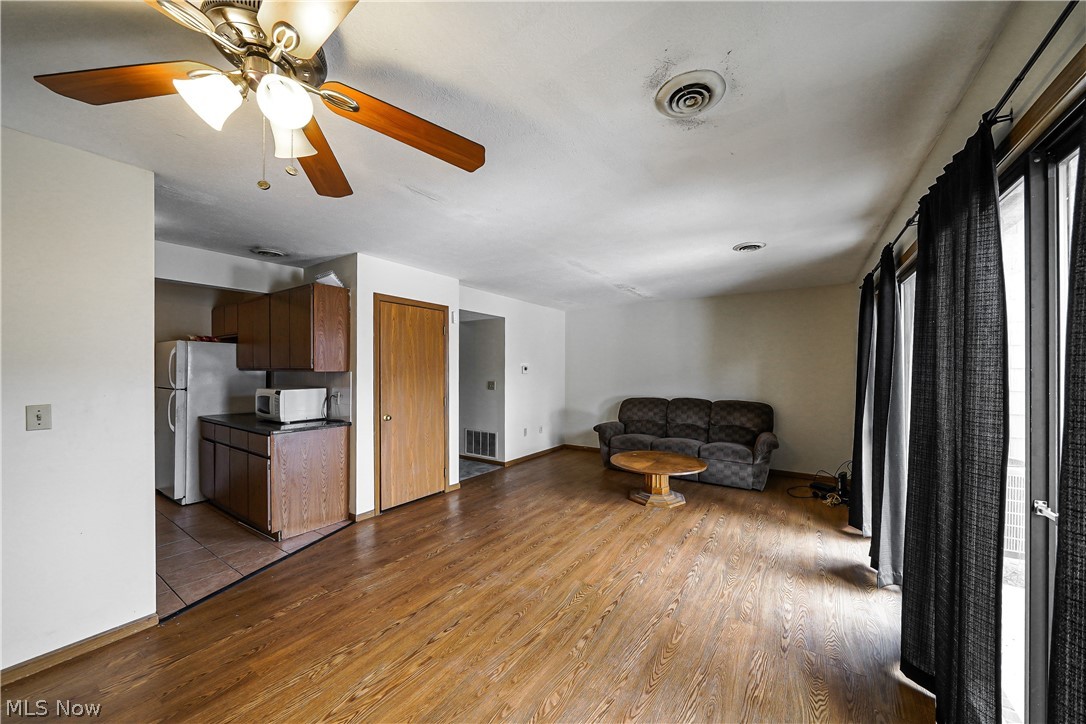 Wiley Buchtel Place - Residential