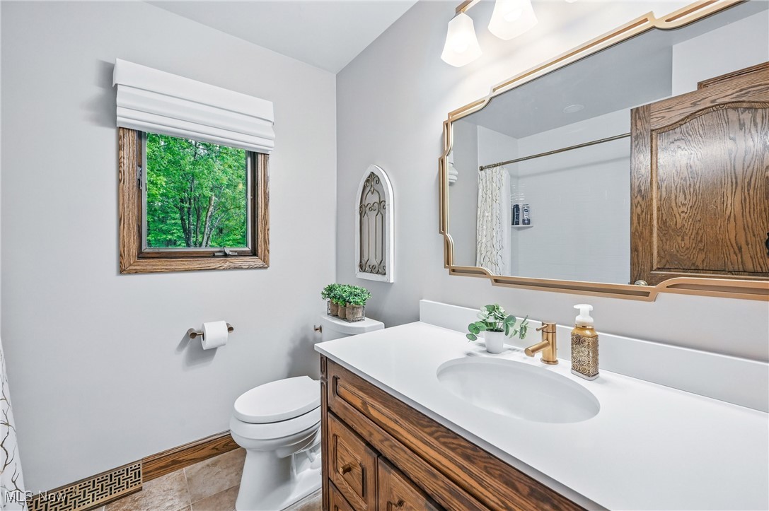 2525 Henn Hyde Rd, Cortland, Ohio image 28