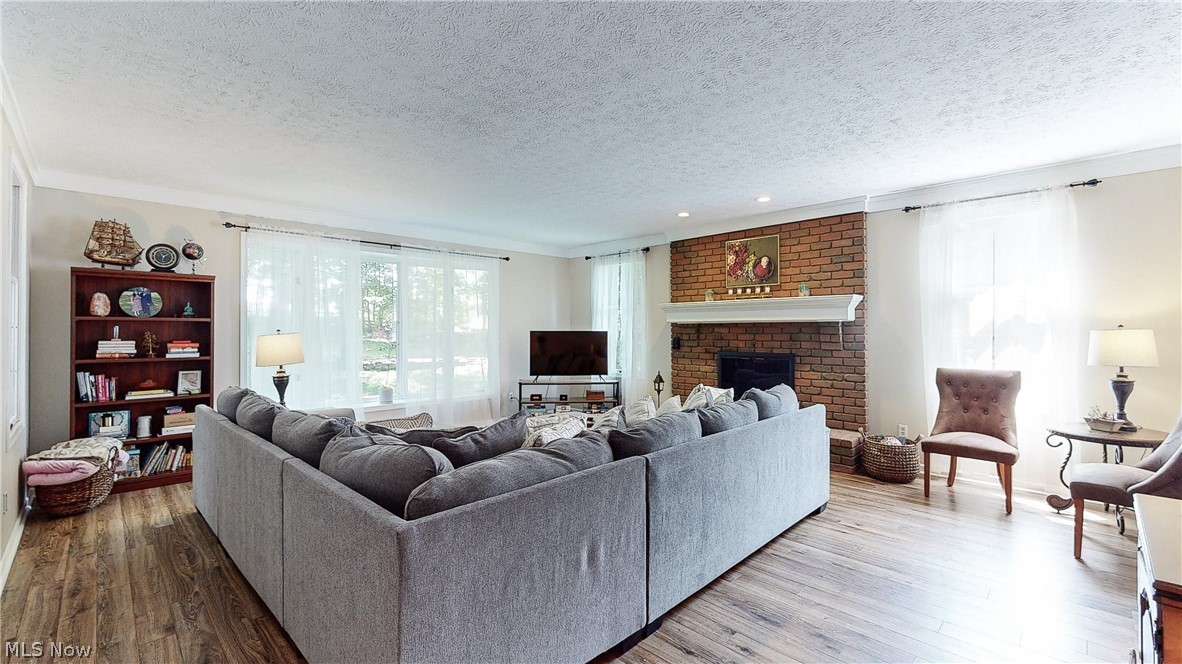 Williamsburg Colony - Residential