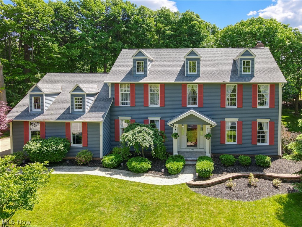 Williamsburg Colony - Residential