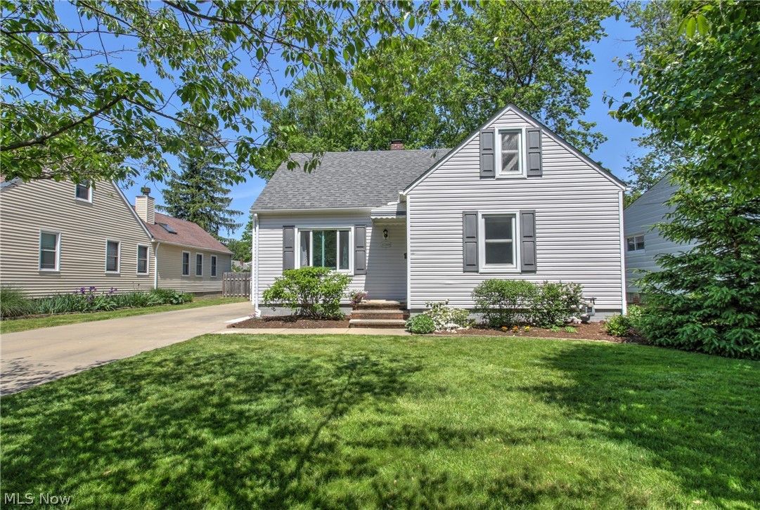 Welcome to 37309 Park Ave! This home's location is everything! Being a short walk from down town Willoughby will be so convenient! This is a 4 bedroom 2 bathroom single family residence with a little over 1500 square feet. This home also has a stunning 4 car heated and insulated garage. Home has been Completely updated.