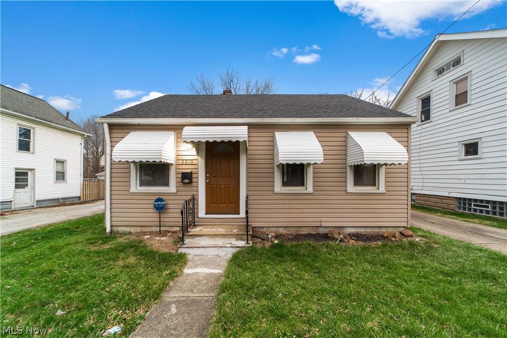 Photo of 3810 Bader Avenue, Cleveland, OH 44109 (MLS # 5199188)