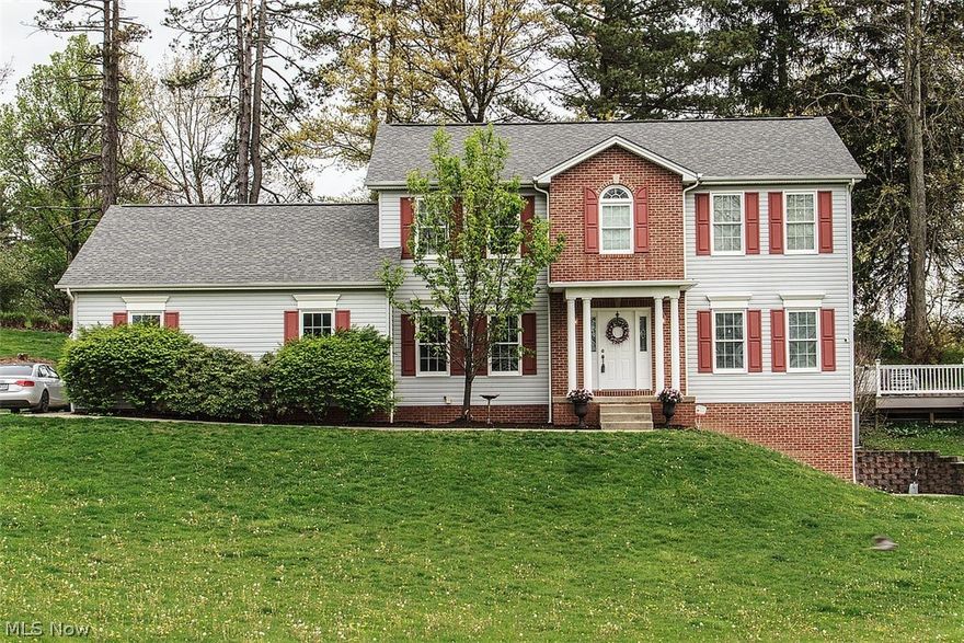 Lovely home in a small subdivision. 5 bedrooms,3.5 bathrooms,first floor laundry,formal dining room,great room with a fireplace,formal living room,master bath,new flooring throughout .Hardwood in kitchen and great room. New stainless steel appliances,tastefully decorated! Large in ground pool .