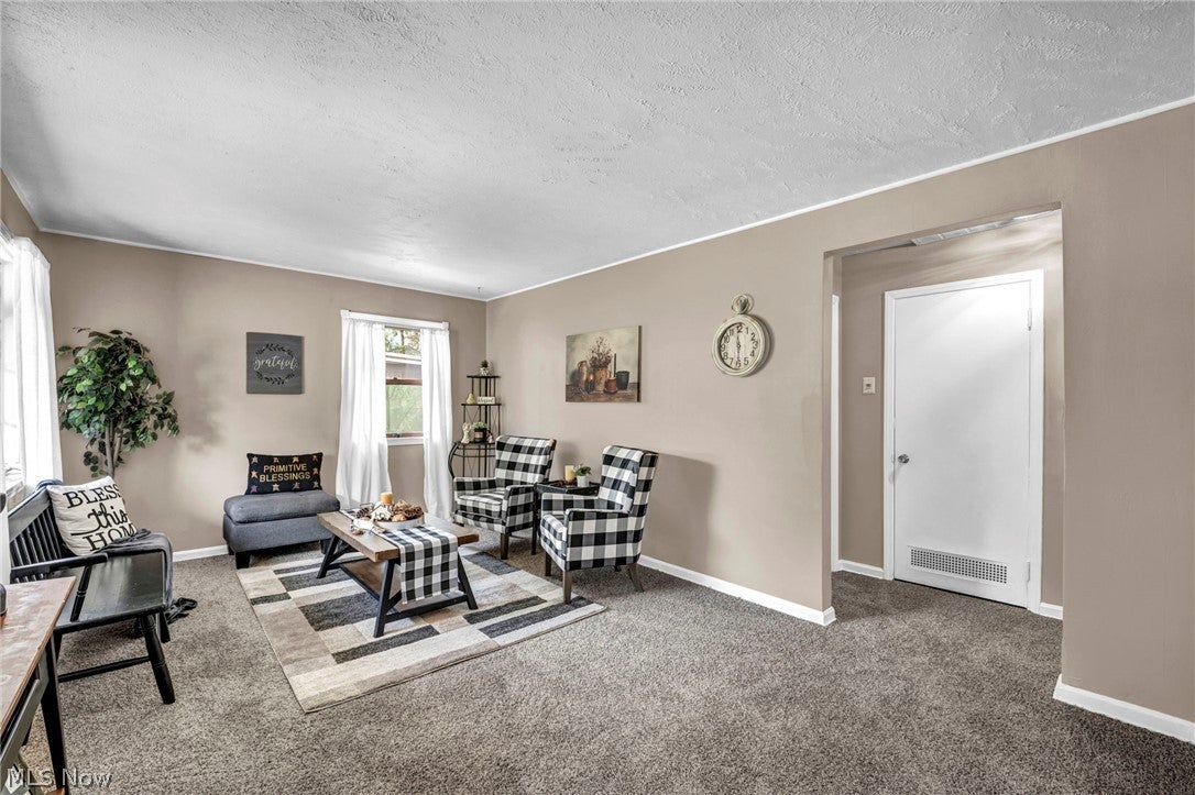 25595 Chatworth Drive
