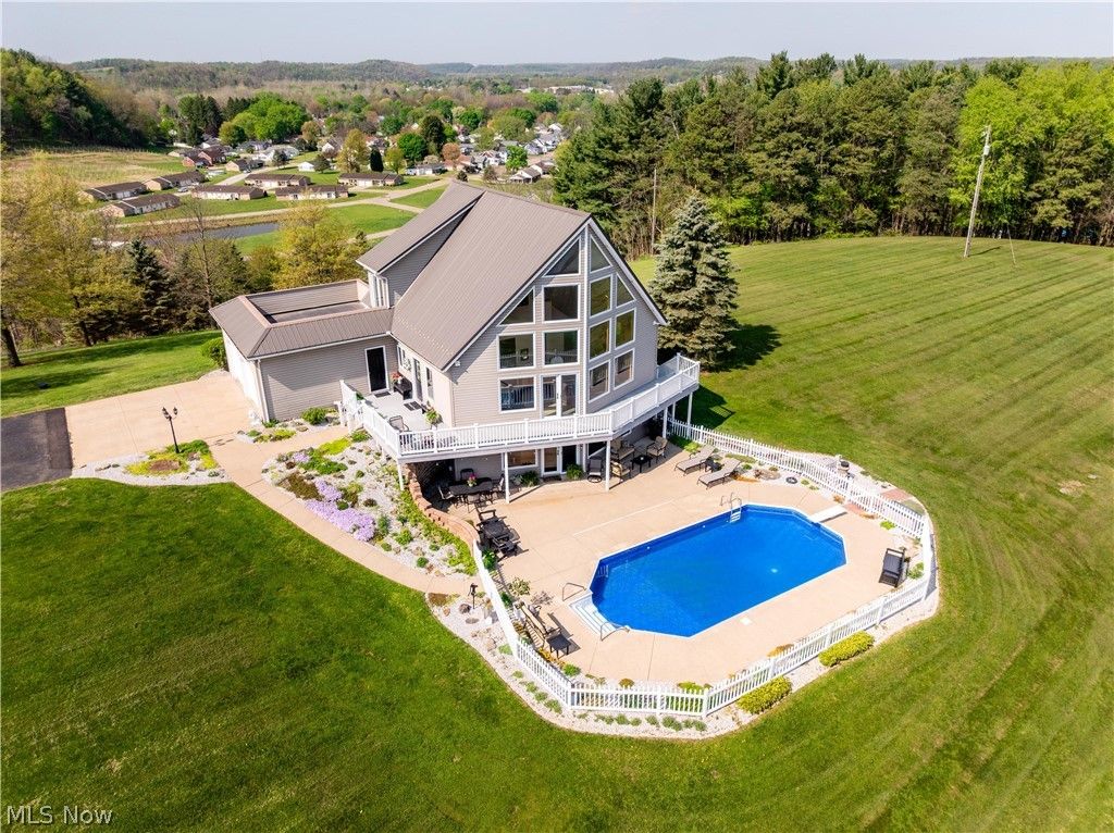 Photo of 103 Random Road, Minerva, OH 44657 (MLS # 5205466)