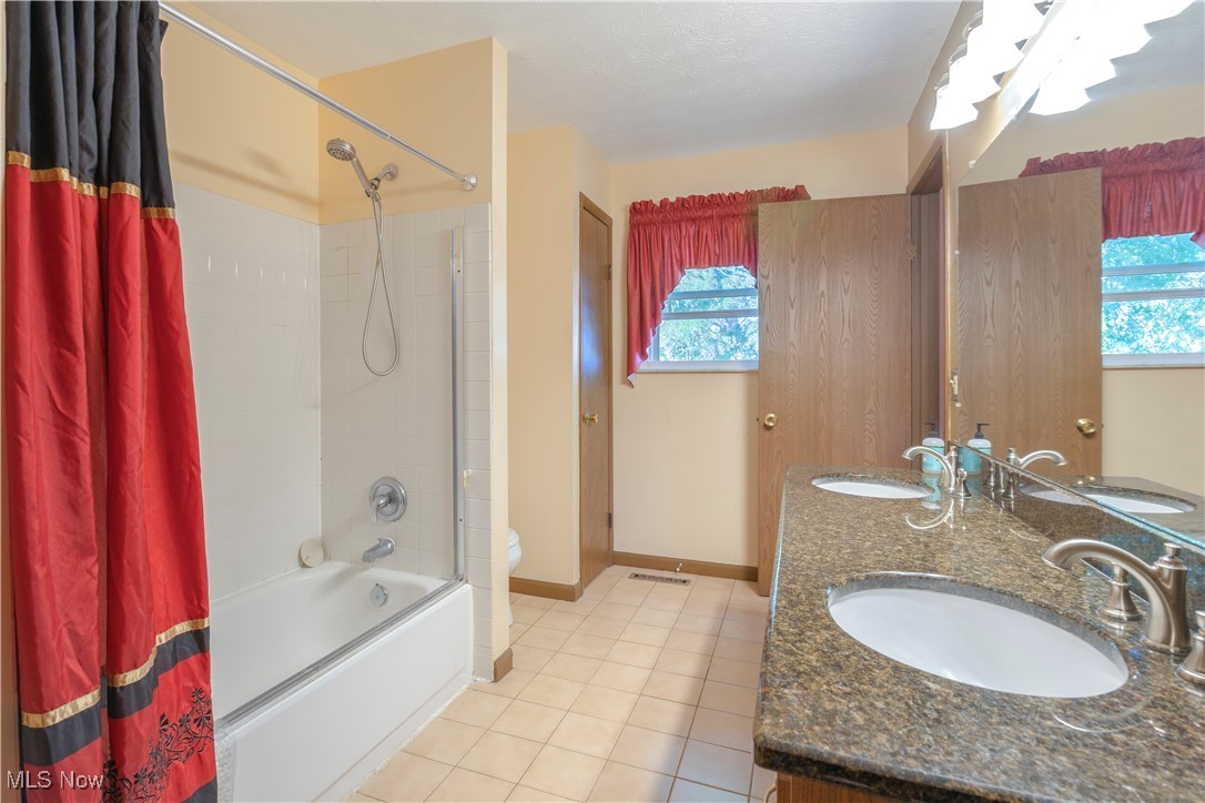 Hickory Glen - Residential