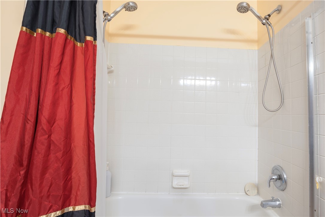 Hickory Glen - Residential