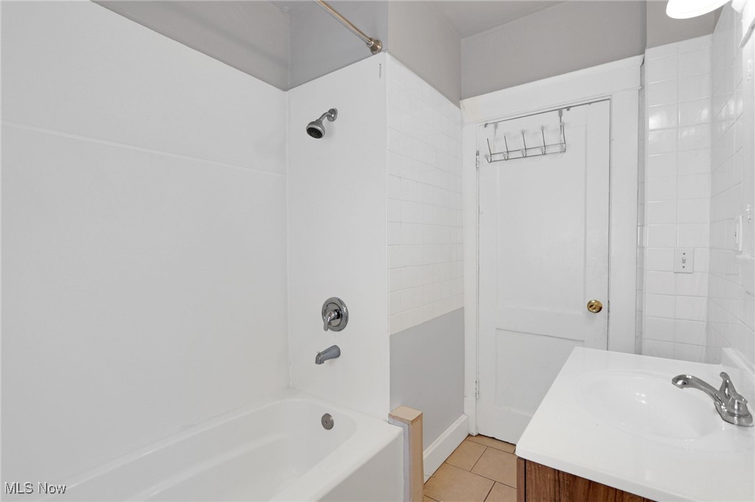 Coventry-Mayfield Land Co - Residential Income