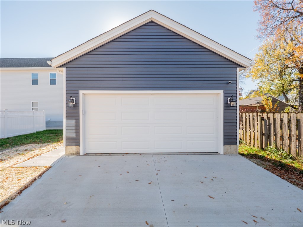 H C Fords - Residential