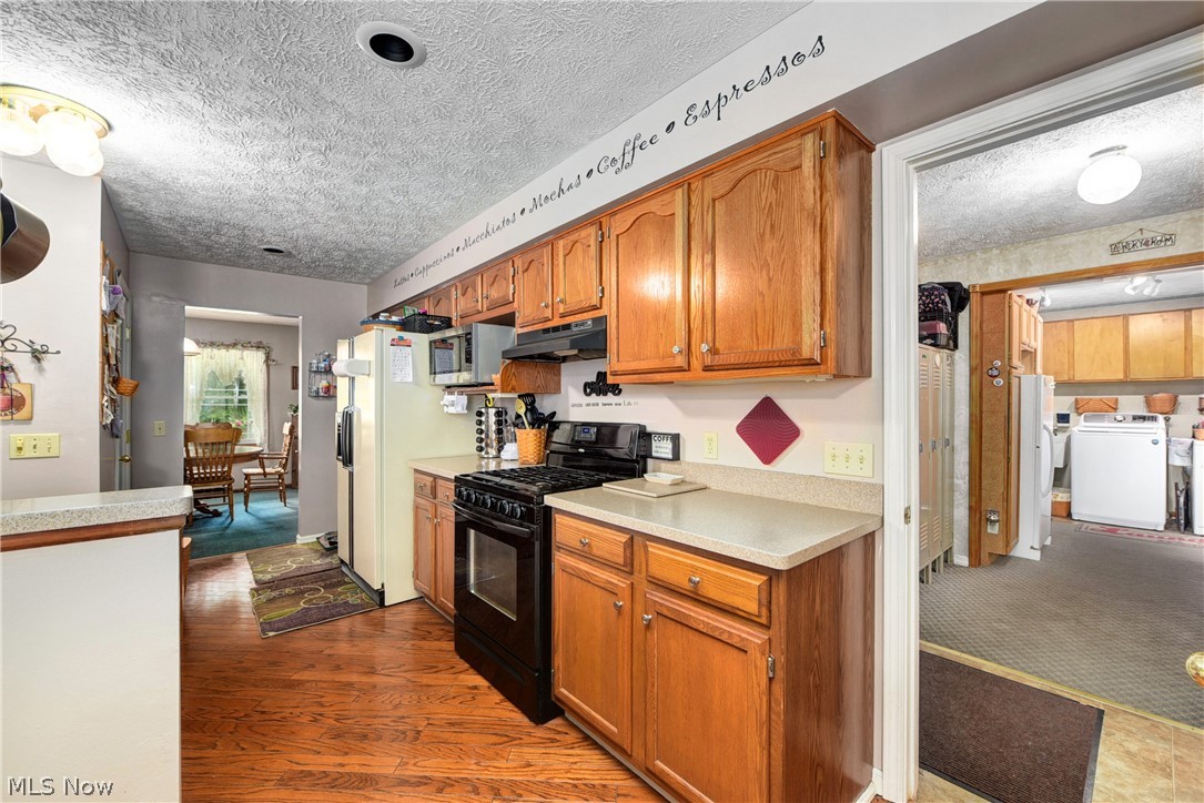 Oak Point Village - Residential