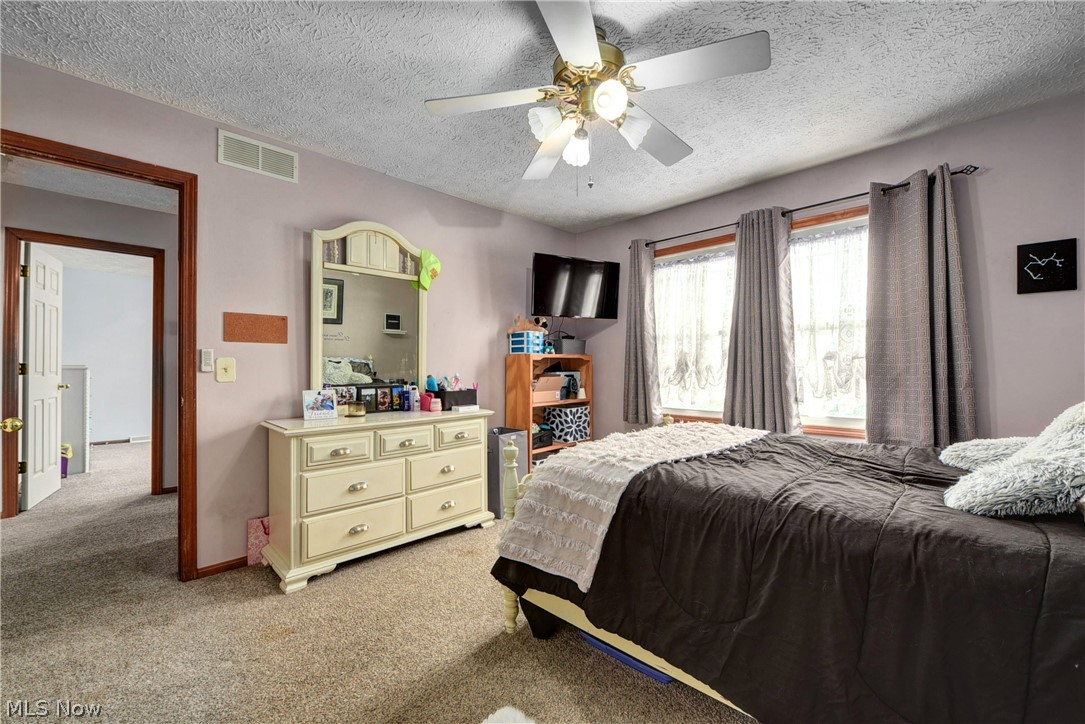 Oak Point Village - Residential