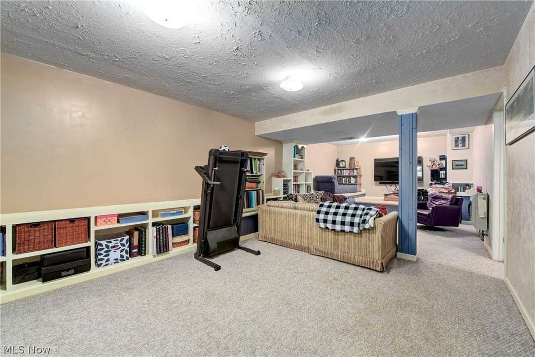 Oak Point Village - Residential