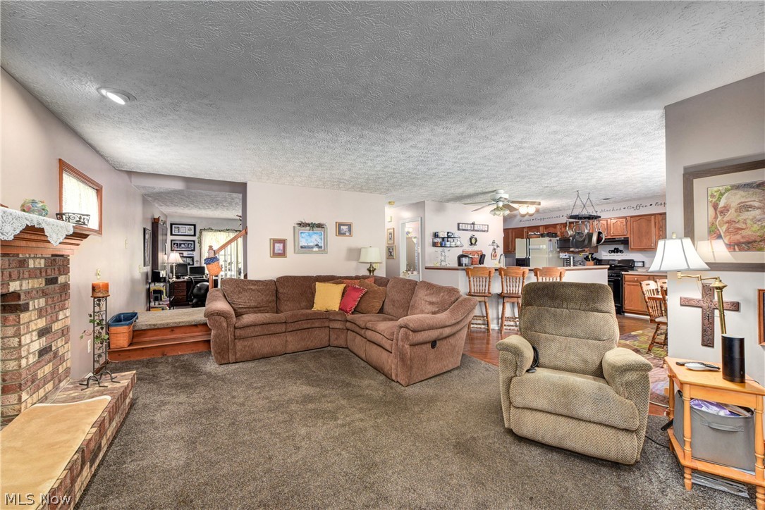 Oak Point Village - Residential