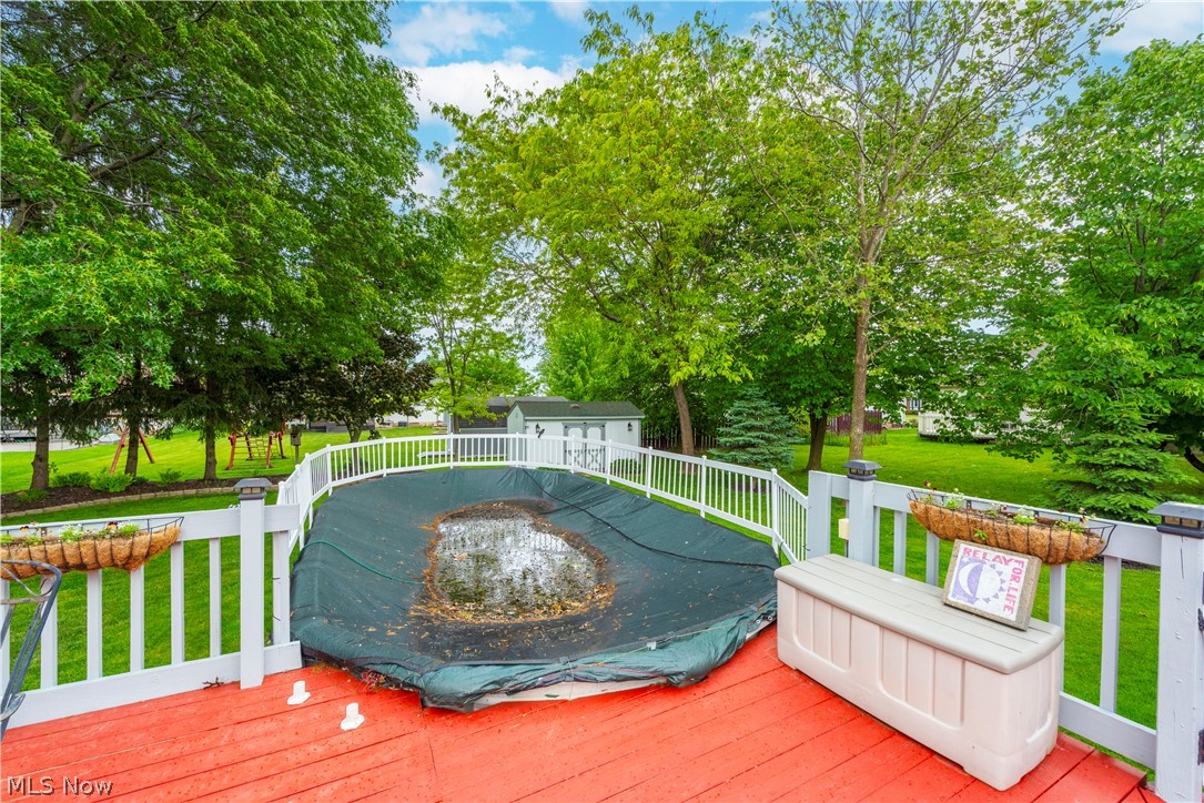 Oak Point Village - Residential