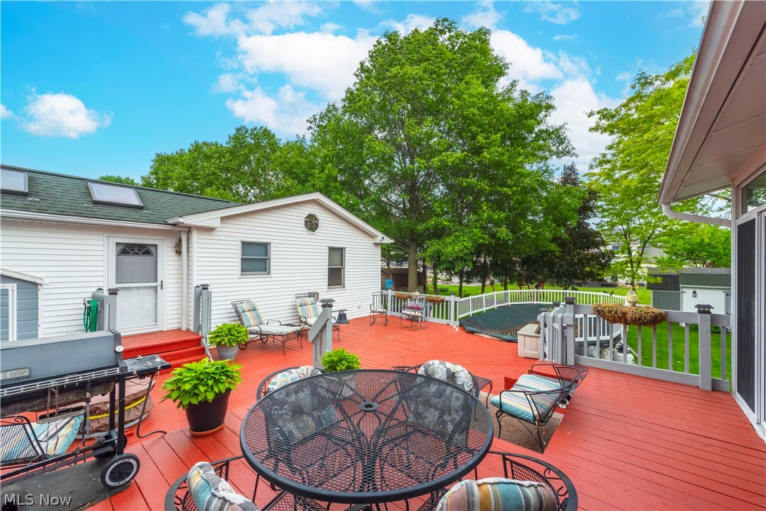 Oak Point Village - Residential