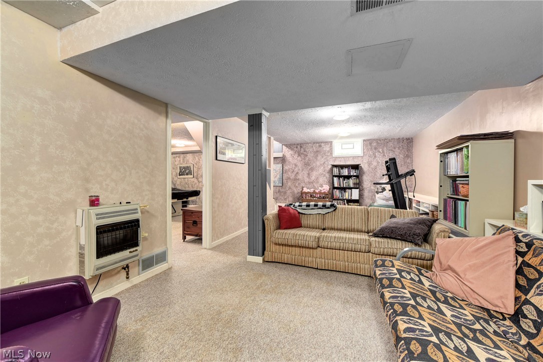 Oak Point Village - Residential