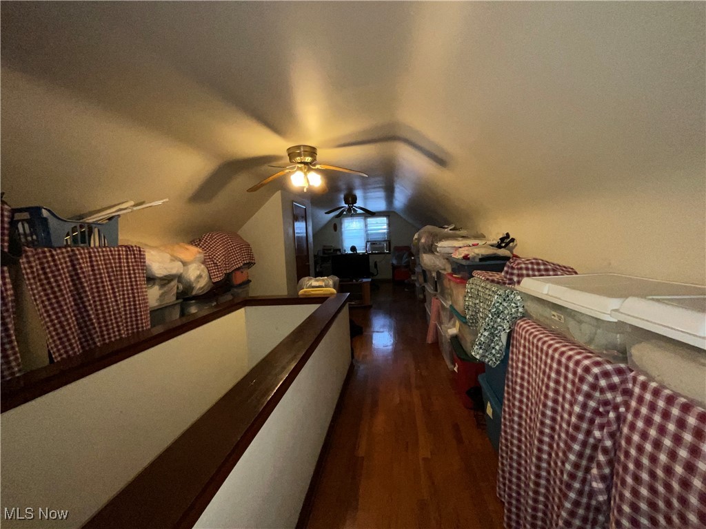 Axiotis - Residential