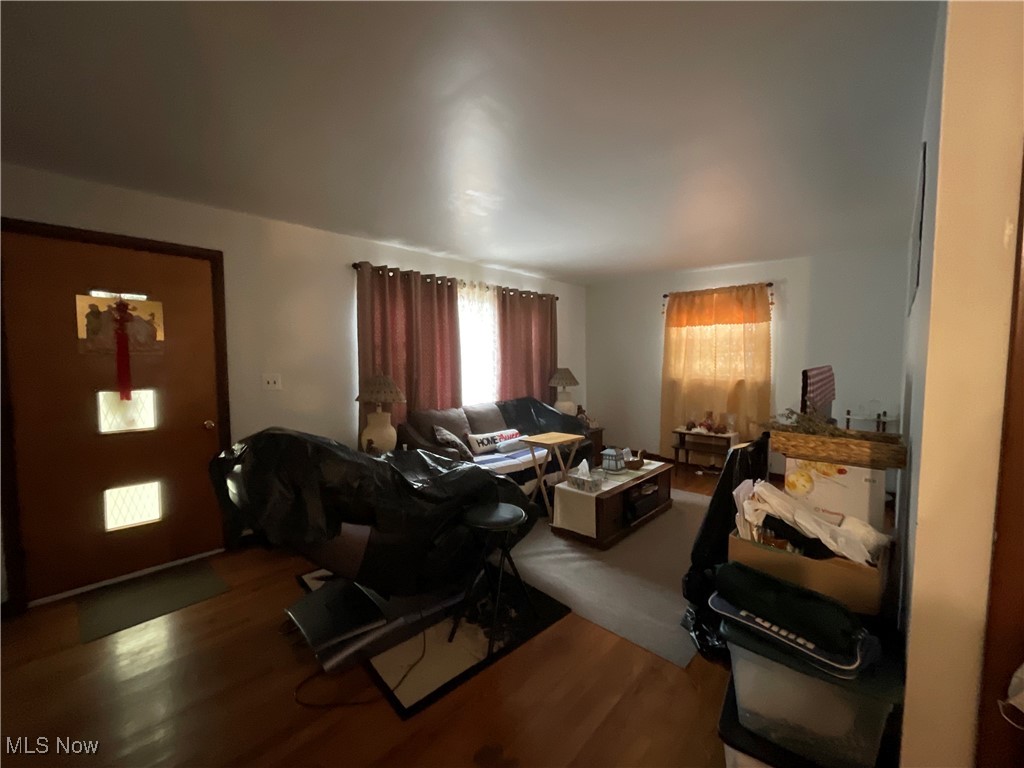 Axiotis - Residential