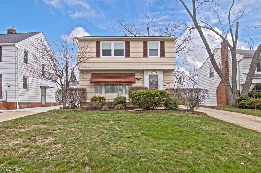 Phenomenal opportunity for your next home or investment property in Lyndhurst! This charming colonial provides 1,466 square feet of living space, it is just waiting for your creative vision to bring it up to today’s standards. Illuminated by a picture window, the living room is warm and inviting and flows into the dining room. Off of the dining room, there is a cozy sunroom or office. The kitchen features an abundance of cabinetry and counter space, plus a sunny eat-in area. Upstairs, you will find three bedrooms and a full bathroom. The full lower level is partially finished with a recreation room and a laundry area, and there is plenty of space for storage in the unfinished area as well as the attic. Located just north of Mayfield Road on Brainard Road, this home is convenient to Acacia Reservation, Mayfield Sand Ridge Park, and area retail destinations including Legacy Village and Pepper Pike. Do not miss this opportunity to own a home at a great price, as it will not last long!