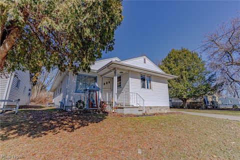 Tiny photo for 2306 Cherry Hill Avenue, Youngstown, OH 44509 (MLS # 5189869)