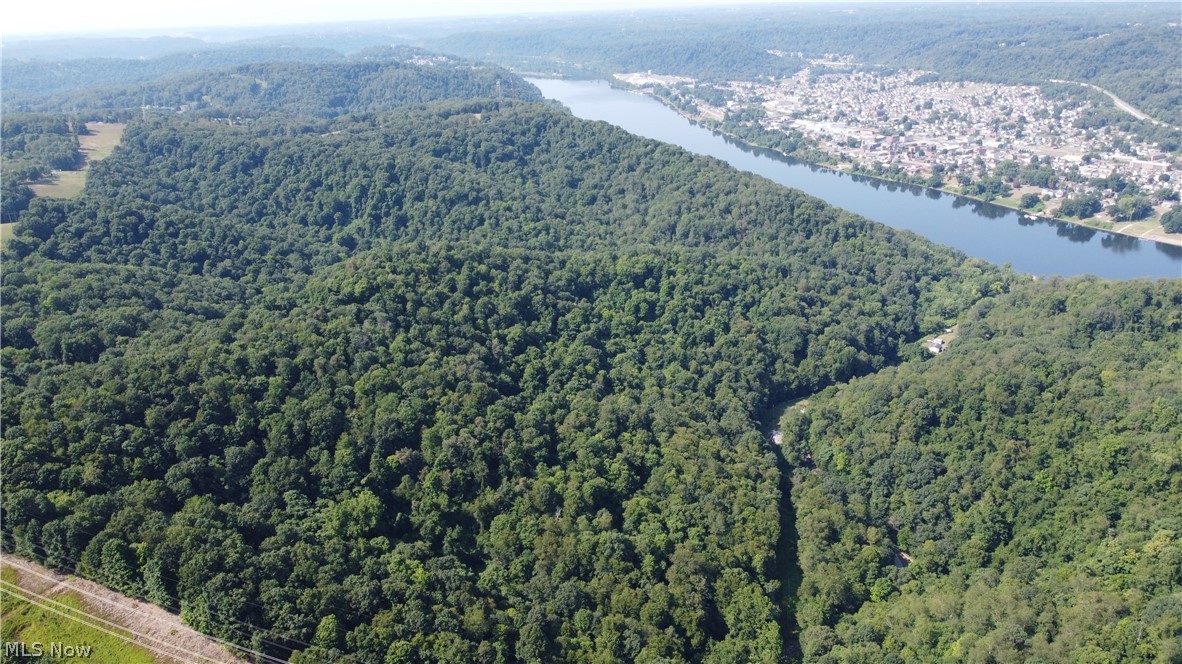 Holberts Run Road, New Cumberland, West Virginia image 10