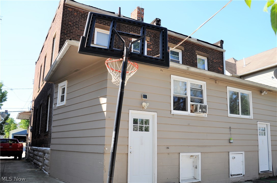 City View - Residential Income