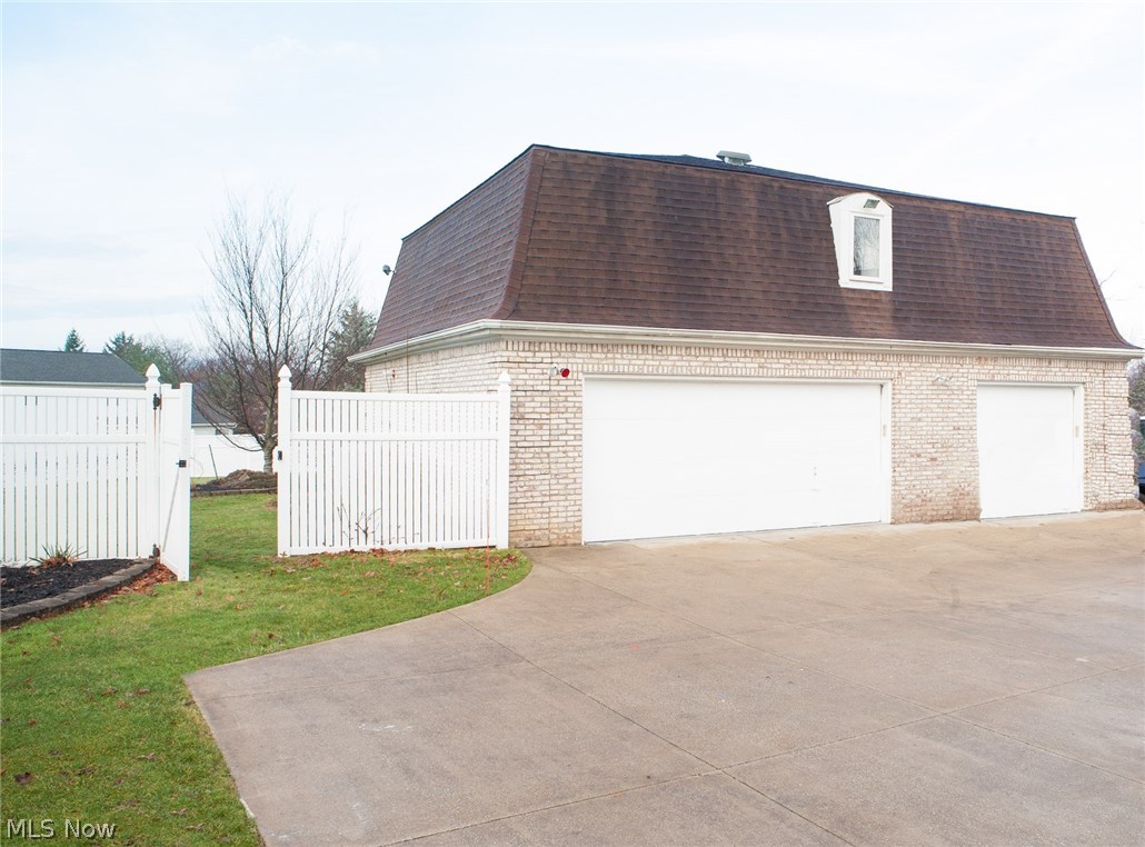 Cedar Estates 01 - Residential