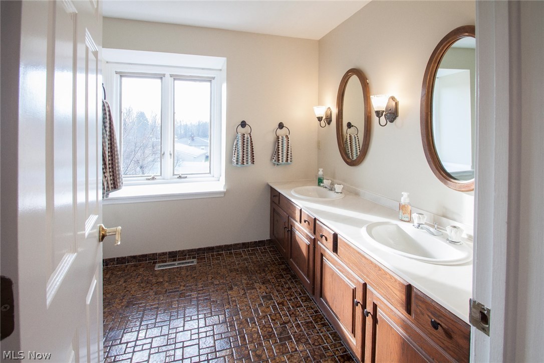 Cedar Estates 01 - Residential