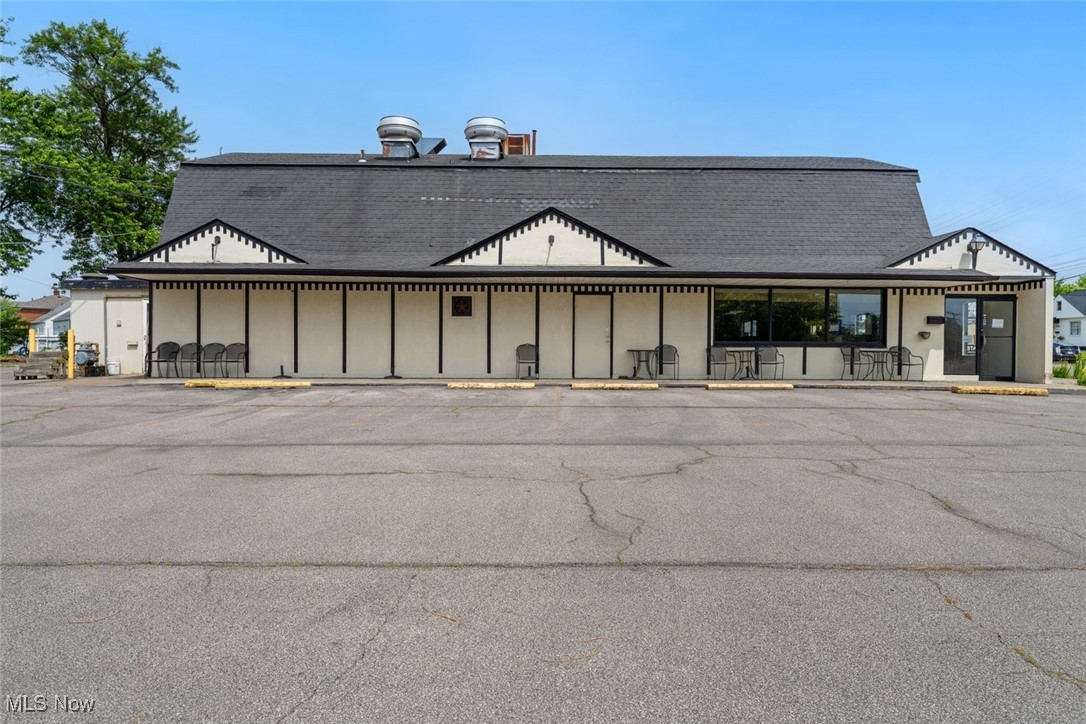 8320 Snow Road