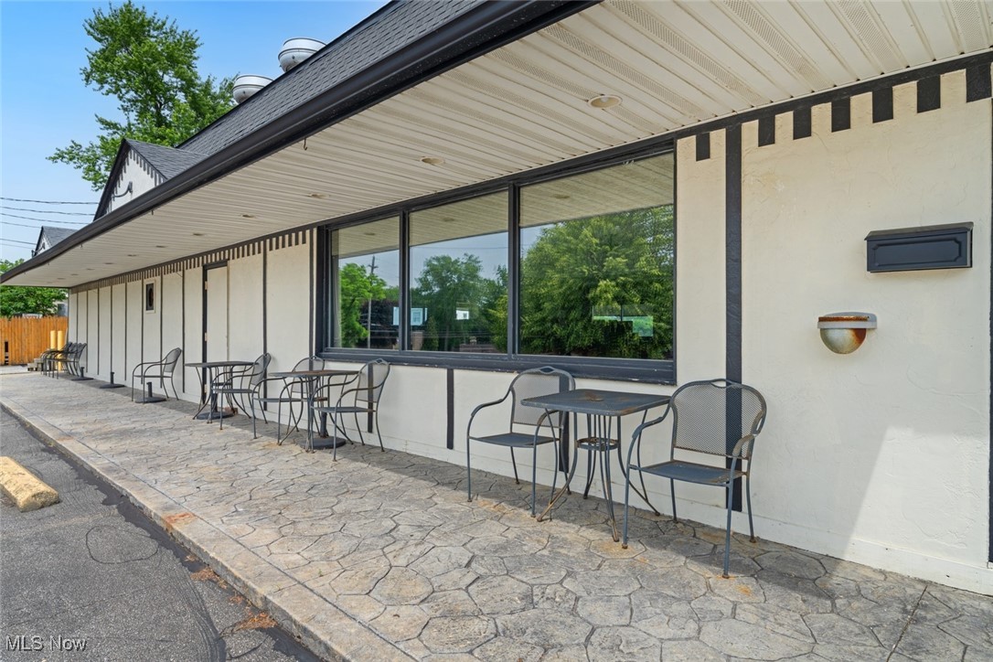 8320 Snow Road