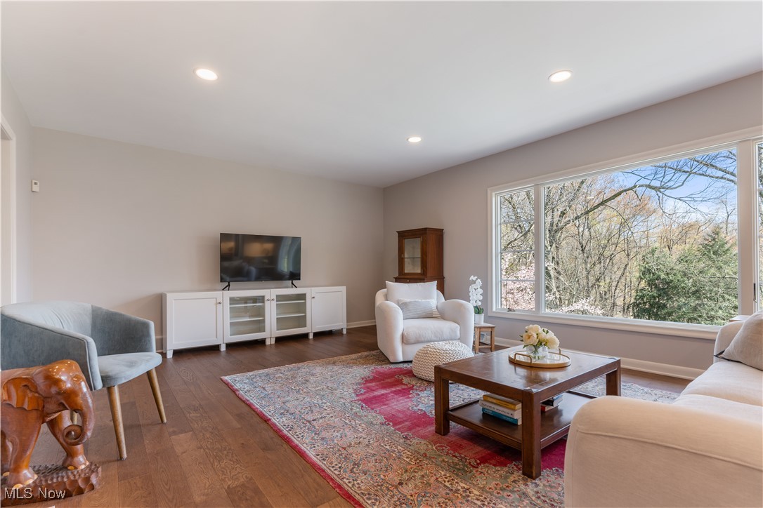 2622 Glenmont Road, Canton, Ohio image 20