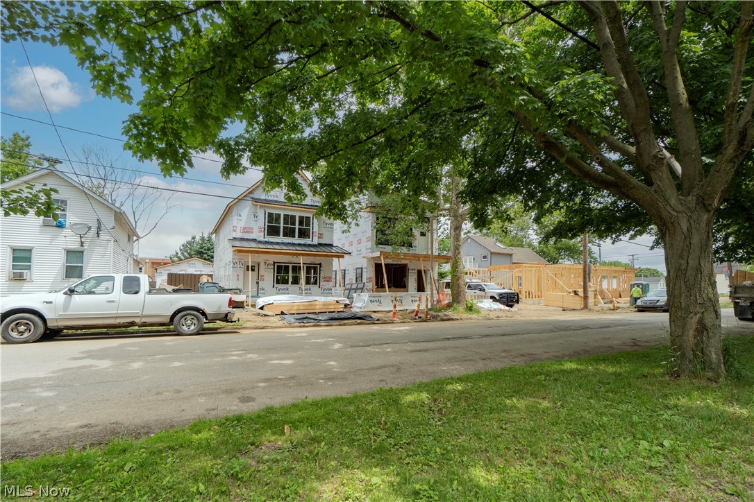 Barber & Lord - Land