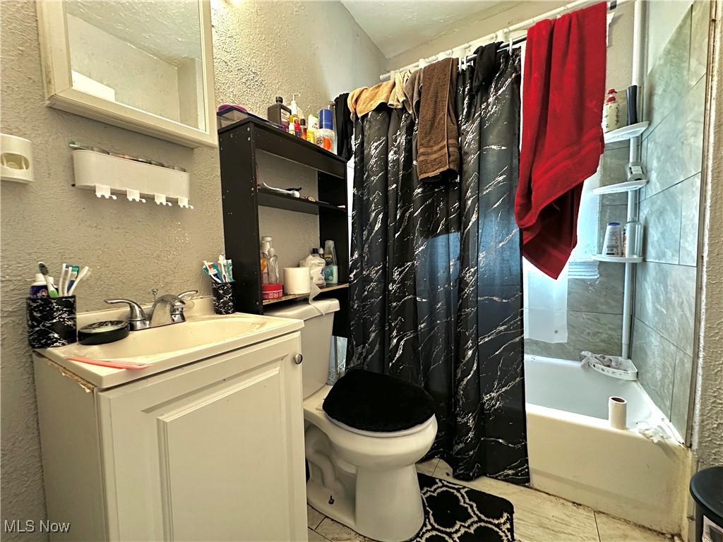 Gordon Farms - Residential Income