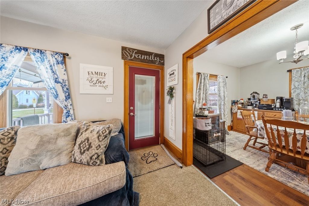 Photo of 431 Myrtle Street, Ravenna, OH 44266 (MLS # 5194907)