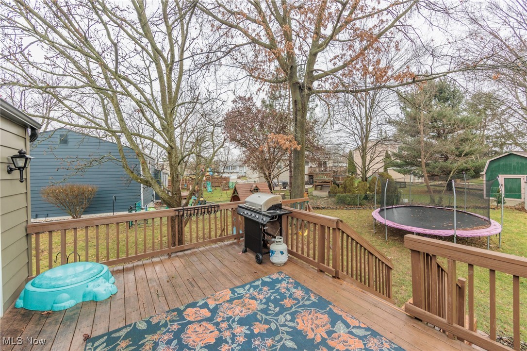 895 Ridgeview Drive, Medina, Ohio image 3