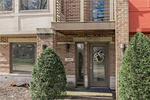 1419 Slate Court Cleveland OH 44118