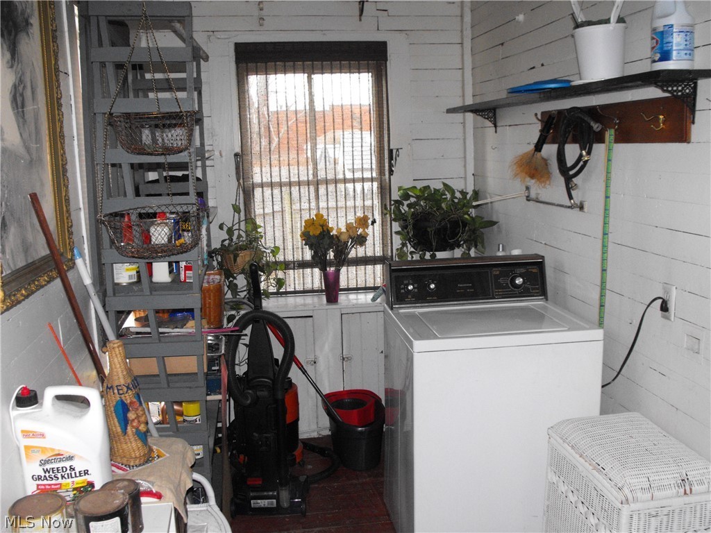 St Johns Surv - Commercial Sale