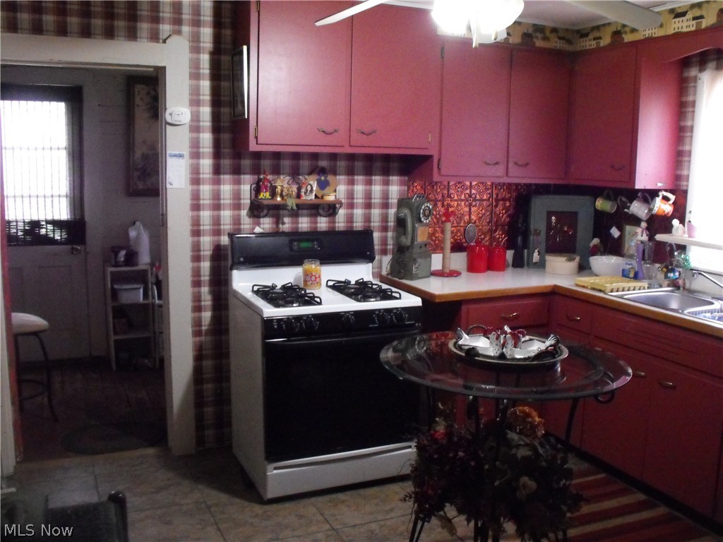 St Johns Surv - Commercial Sale