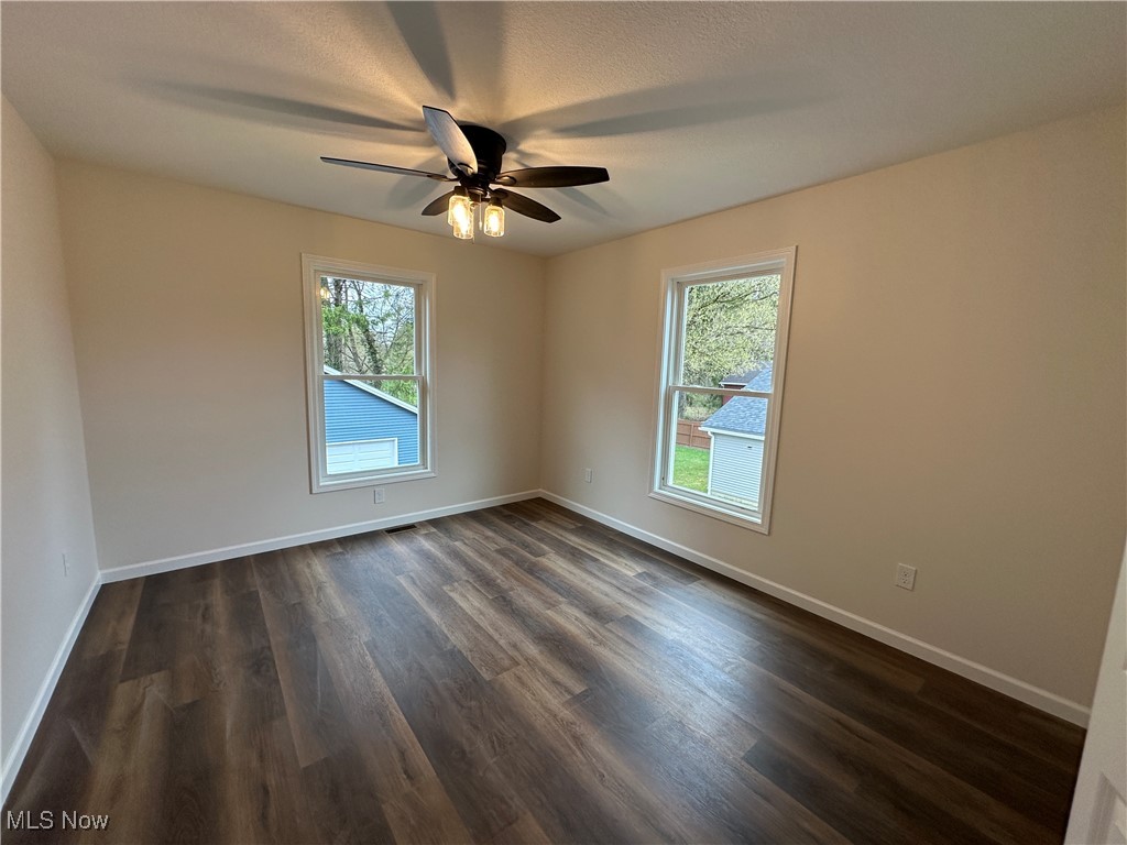 738 Mineral Springs Avenue, Youngstown, Ohio image 20