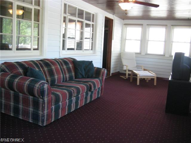 E H Hermie's Proposed - Residential Lease