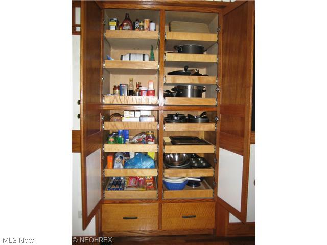 E H Hermie's Proposed - Residential Lease