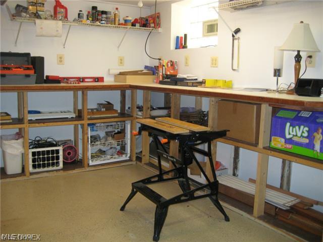 E H Hermie's Proposed - Residential Lease