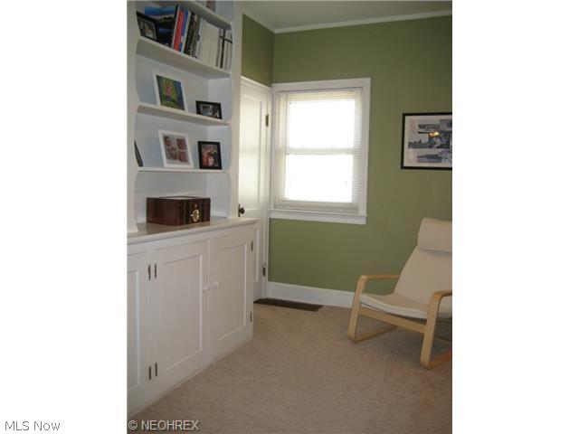 E H Hermie's Proposed - Residential Lease