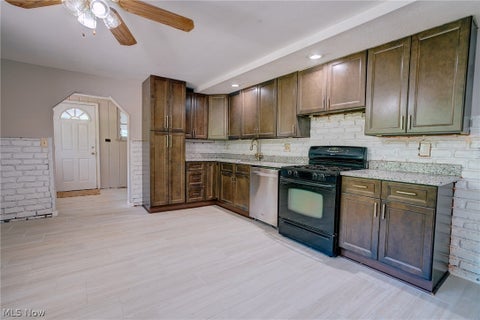 Tiny photo for 4942 Lear Nagle Road, North Ridgeville, OH 44039 (MLS # 5221164)