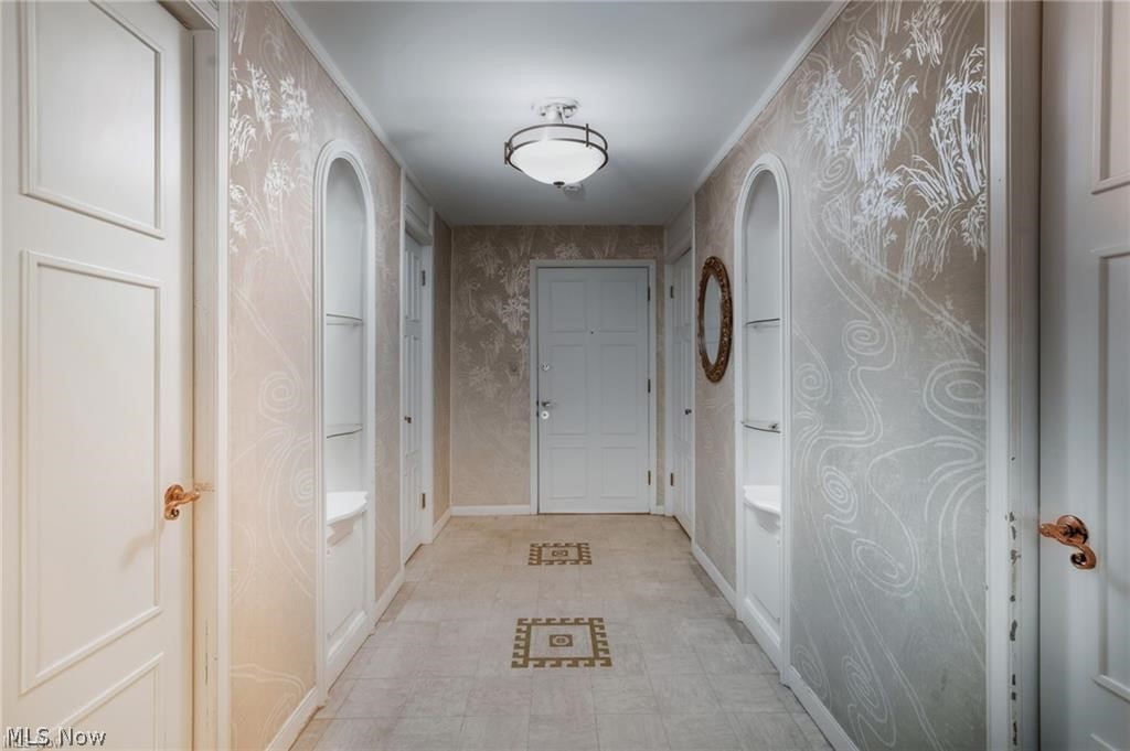 18975 Van Aken Boulevard 201