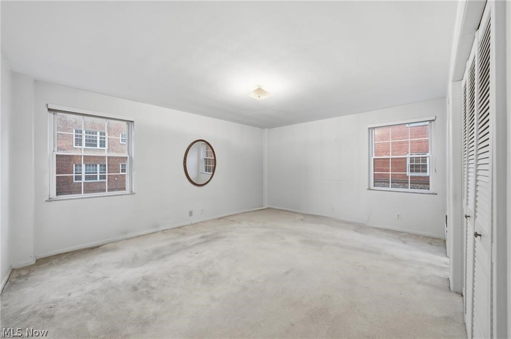 Diplomat Condo - Residential