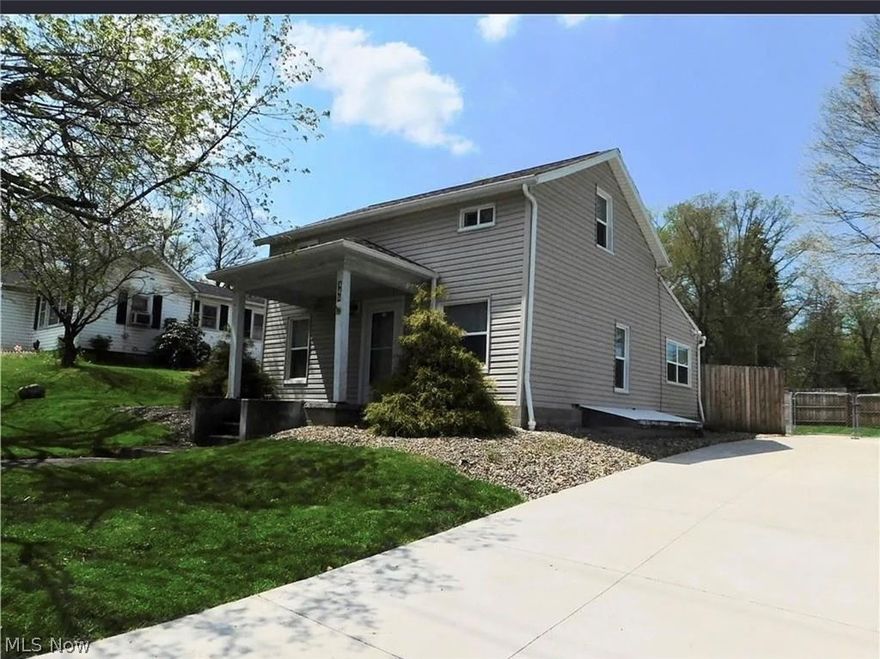 Cozy bungalow in the heart of historic Canal Fulton! This 2 bed, 1 bath home is nicely situated close to town but still in a quiet area. Relax on the front porch in this adorable home and make it your own. The home offers a paved, long driveway and a fully fenced in backyard, perfect for pets and offers plenty of space for gardening. There is also a deck for entertaining! The kitchen and bathroom have been recently updated and kitchen has newer appliances. First floor laundry offers convenience, as well as one bedroom on the main floor. This home is in walking distance to stores and restaurants in this quaint town.
This home would be the perfect starter home or make a perfect investment property.